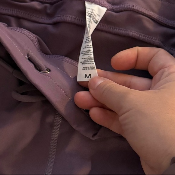 Alphalete Mauve Purple Lavender Athleisure Joggers Sweatpants Lounge Yoga Pants - Picture 5 of 5